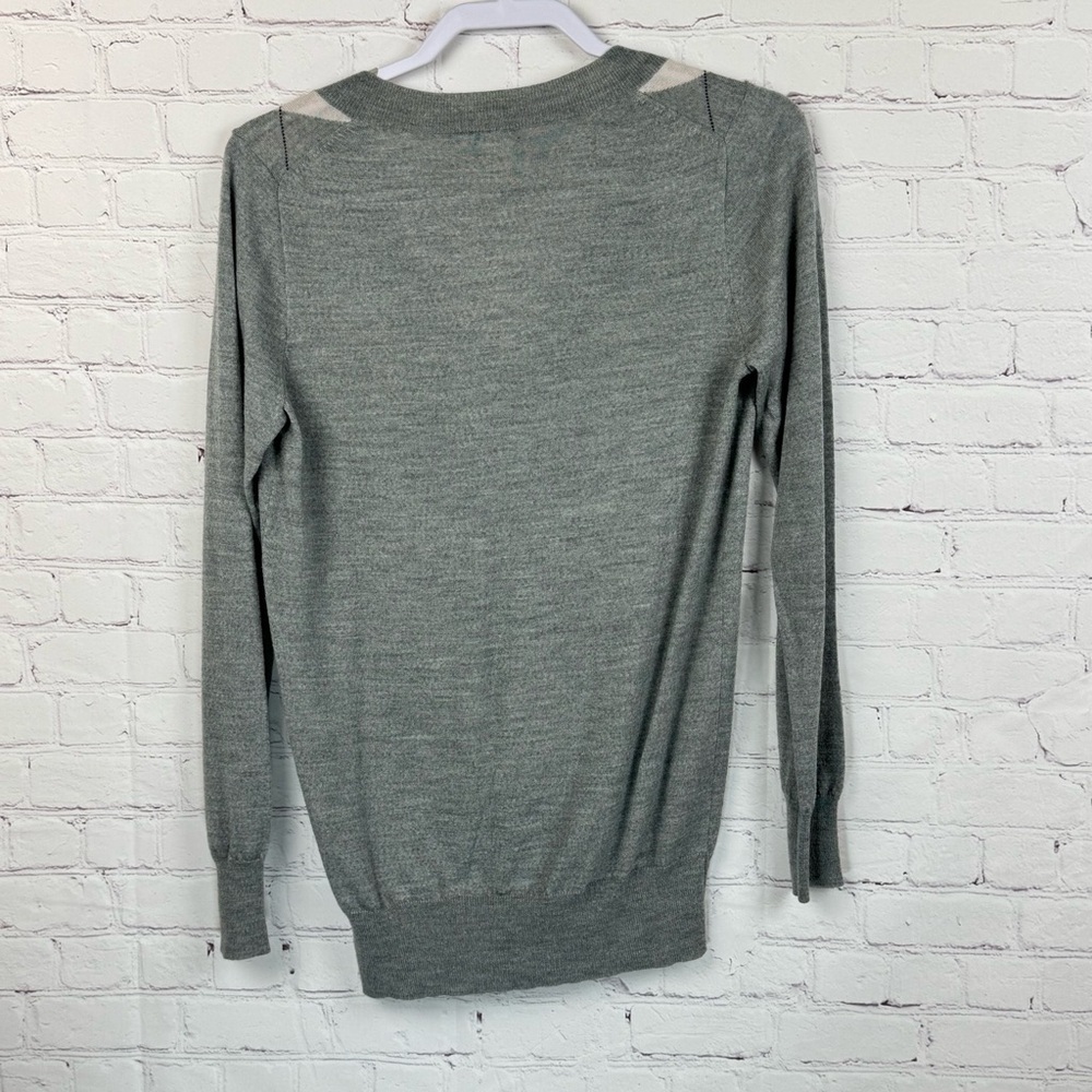 J. Crew Gray V-Neck Sweater w/Argyle Pattern
Medium 100% Merino Wool Lightweight - Picture 2 of 6
